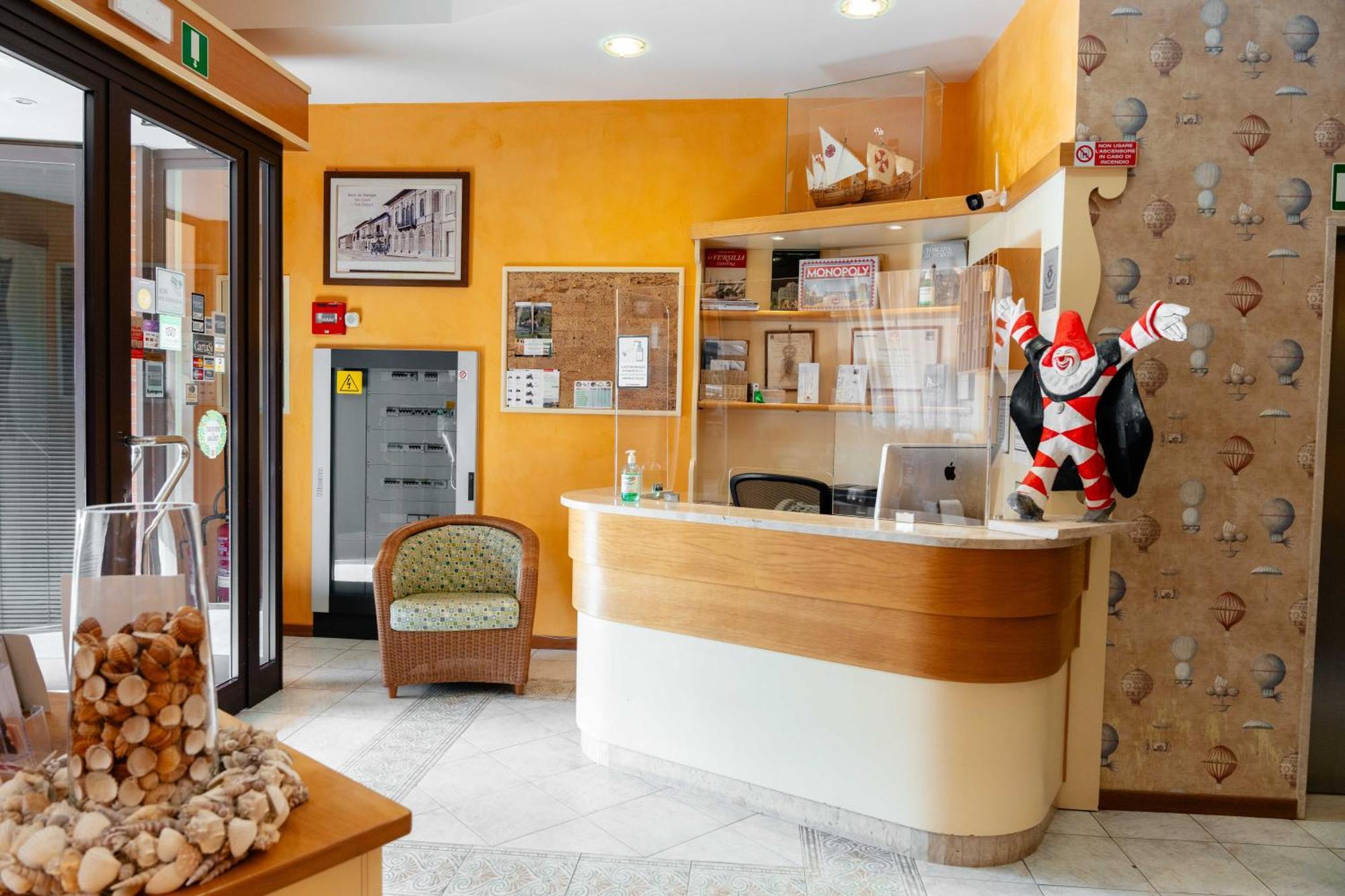 Hotel Pardini Viareggio Exteriör bild